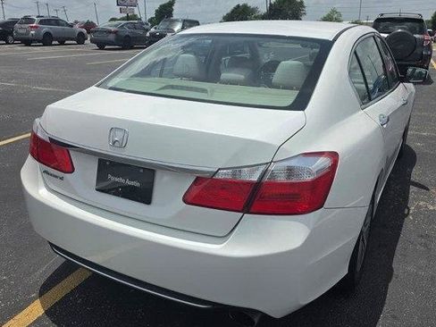 Used 2015 Honda Accord LX image 9