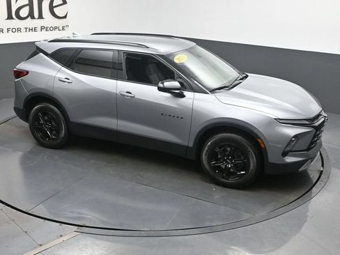 Used 2024 Chevrolet Blazer LT w/ Convenience Package FWD image 37
