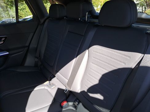 New 2026 Mercedes-Benz GLC 300 image 15