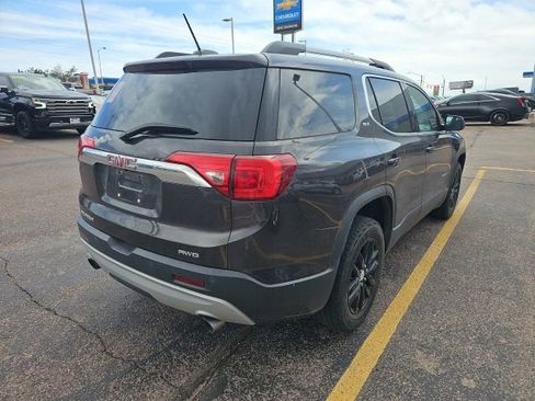 Used 2019 GMC Acadia SLT AWD/4WD image 4