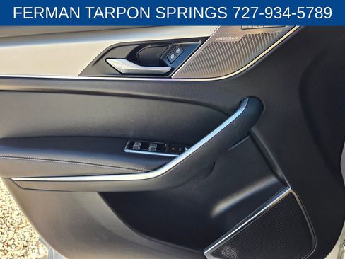 Used 2025 Jaguar F-PACE R-Dynamic S image 22