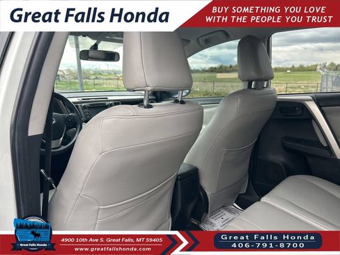 Used 2015 Toyota RAV4 LE FWD image 21