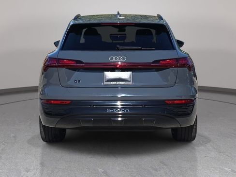 Used 2024 Audi Q8 e-tron Premium Plus w/ Premium Plus Package AWD/4WD image 7