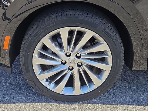 New 2026 Buick Envision Avenir image 7