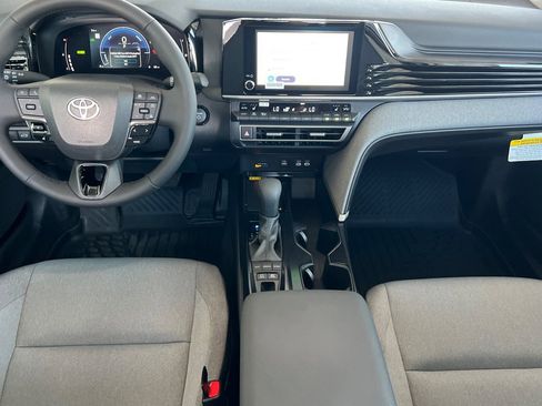 Used 2025 Toyota Camry LE w/ Convenience Package AWD/4WD image 10
