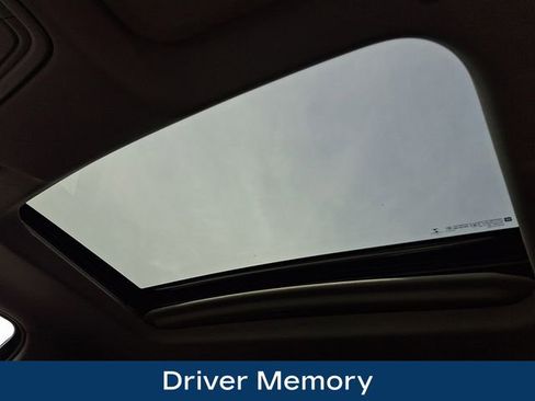 Used 2019 Chevrolet Silverado 1500 LTZ w/ LTZ Premium Package AWD/4WD image 18