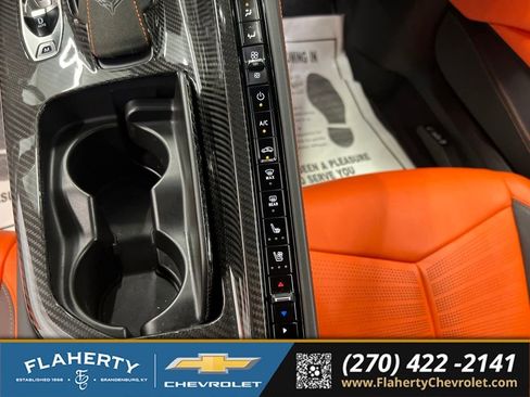 Used 2025 Chevrolet Corvette Z06 RWD image 28