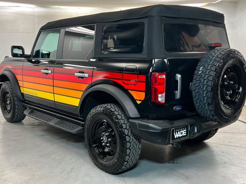 Used 2025 Ford Bronco Big Bend w/ Black Diamond Package AWD/4WD image 3