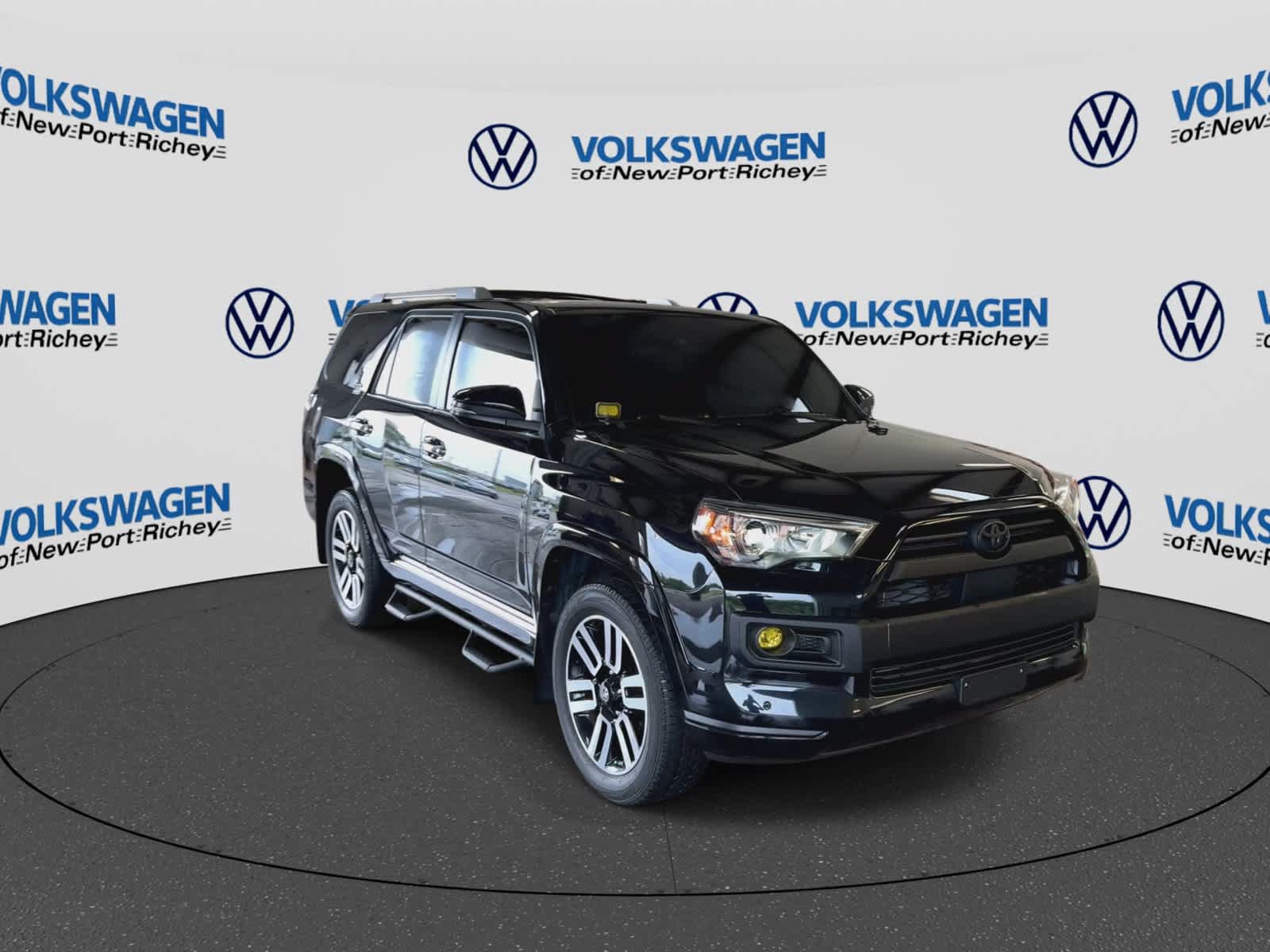 Used 2021 Toyota 4Runner Limited AWD/4WD image 2