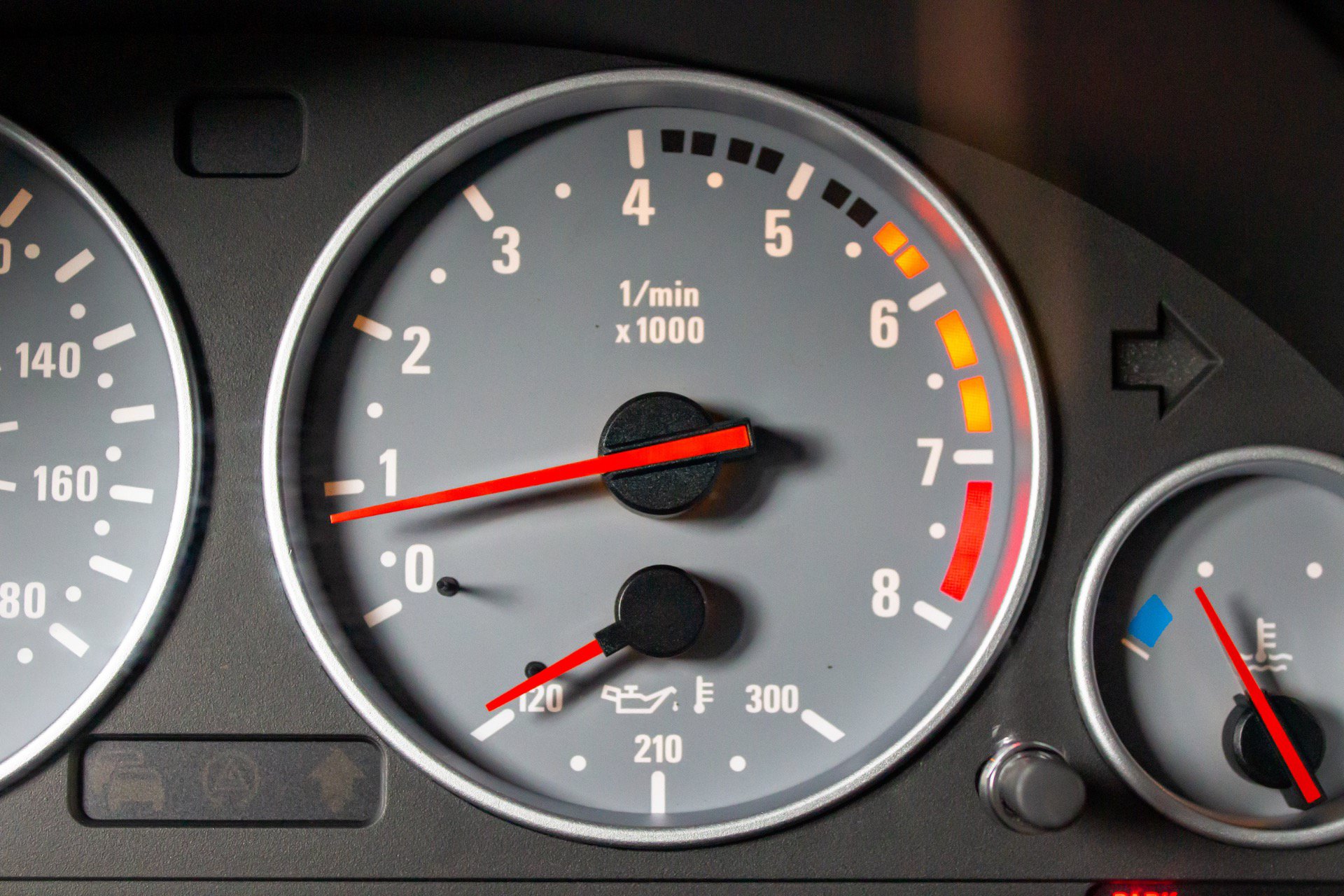 Used 2002 BMW M5 RWD image 38