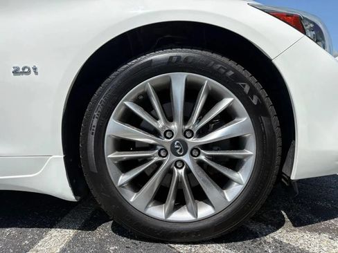 Used 2018 INFINITI Q50 Luxe w/ Essential Package (2.0T Luxe) AWD/4WD image 26