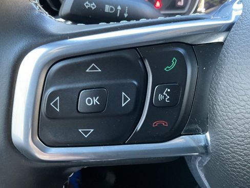 Used 2022 Jeep Gladiator Overland image 30