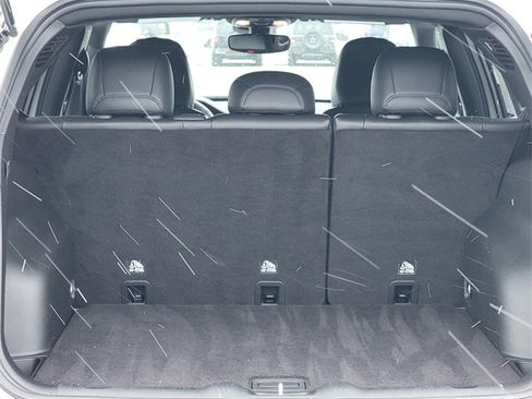 Certified 2024 Jeep Compass Limited image 22