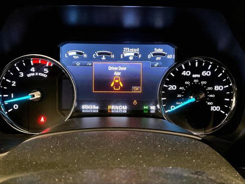 Certified 2020 Ford F250 Lariat w/ Lariat Ultimate Package image 19