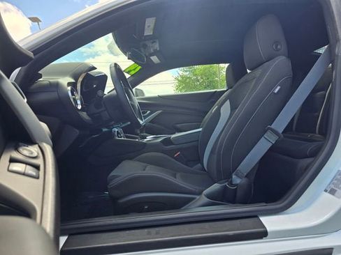 Used 2024 Chevrolet Camaro LT RWD image 16