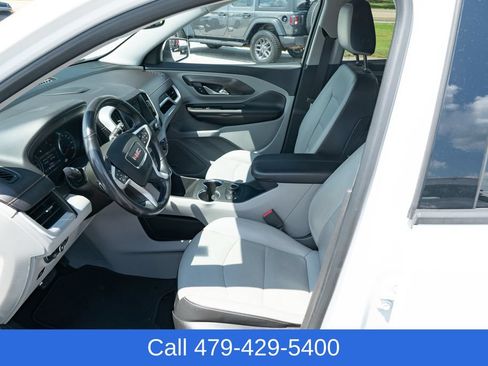 Used 2019 GMC Terrain SLT w/ Infotainment Package II AWD/4WD image 18