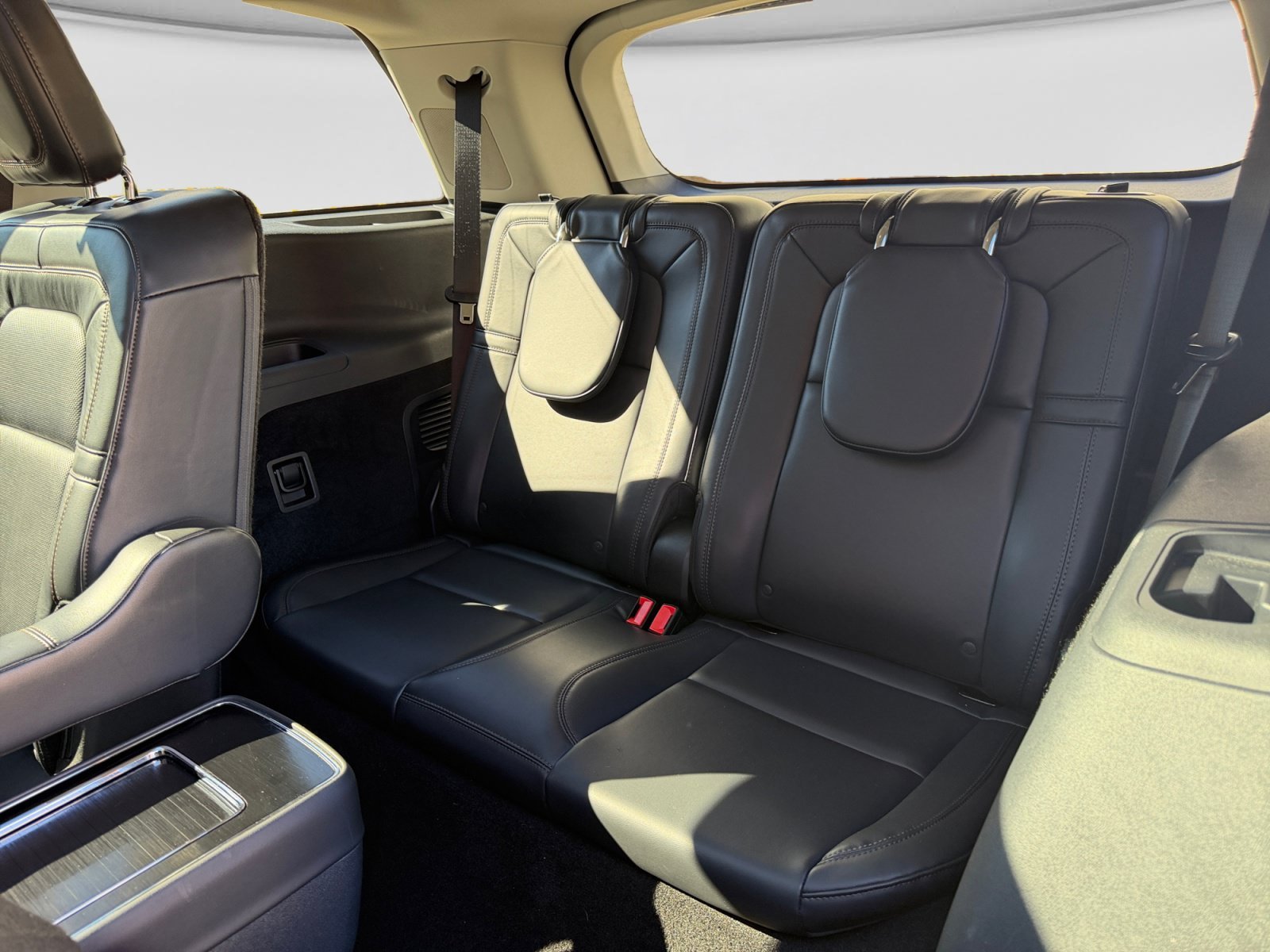 Used 2025 Lincoln Aviator Reserve w/ Equipment Group 201A AWD/4WD image 26