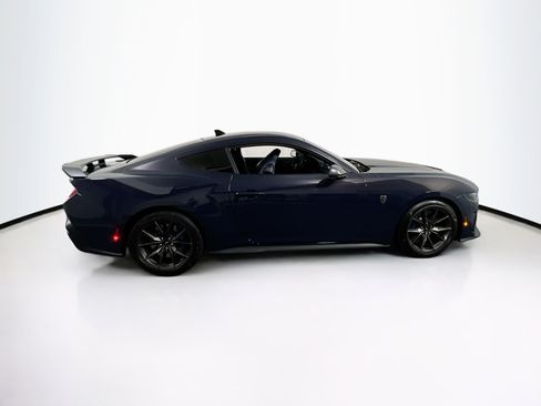 Used 2025 Ford Mustang Dark Horse image 4