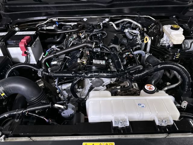 Used 2025 Toyota Tacoma SR5 RWD image 31