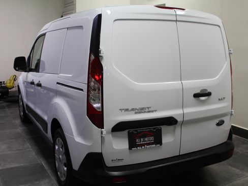 Used 2019 Ford Transit Connect XLT image 4