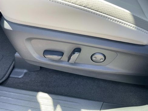 New 2026 Nissan Pathfinder SL image 24