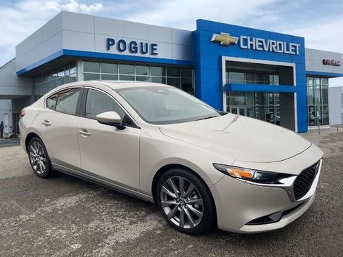 Used 2025 MAZDA MAZDA3 s image 1