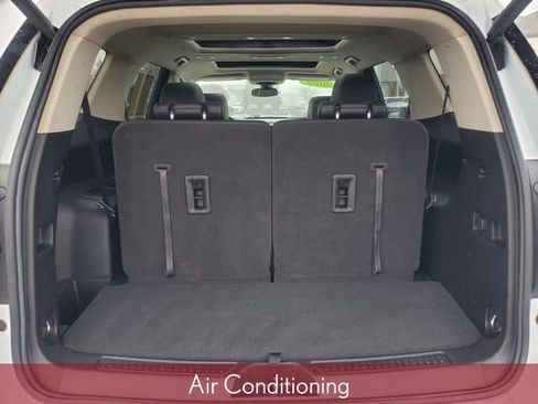 Used 2022 GMC Acadia Denali image 12