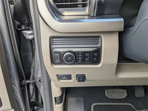 Used 2026 Ford F450 Platinum w/ Platinum Plus Package image 31