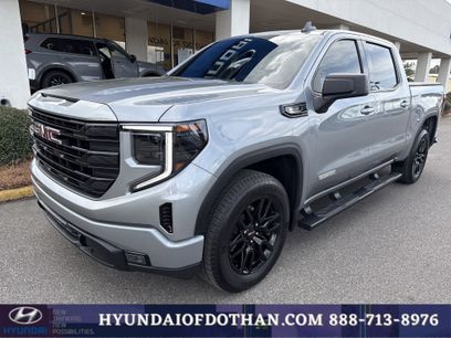 Used 2025 GMC Sierra 1500 Elevation