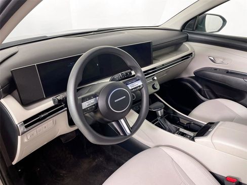 Used 2025 Hyundai Tucson SEL image 22