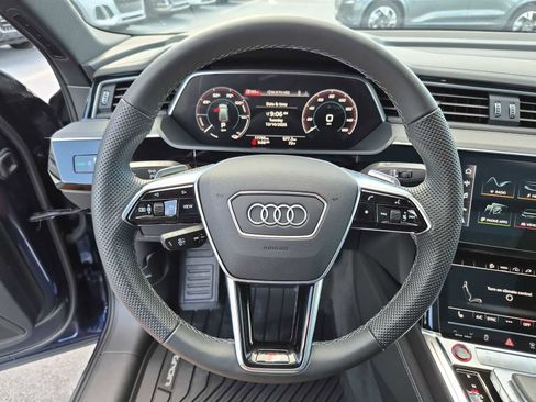 Certified 2022 Audi e-tron S Prestige w/ Prestige Package image 20