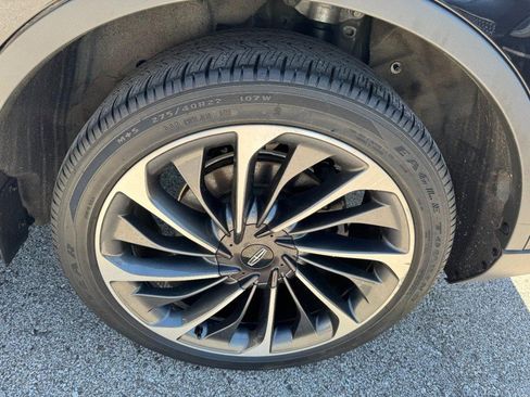 Certified 2023 Lincoln Aviator Reserve w/ Equipment Group 201A AWD/4WD image 27