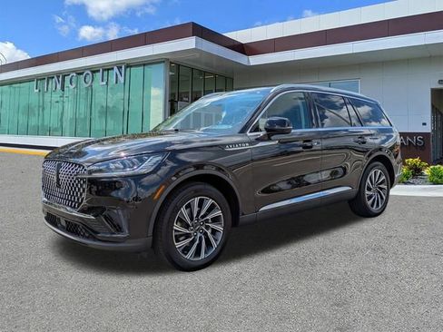 New 2026 Lincoln Aviator AWD image 8