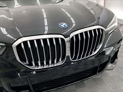 Used 2022 BMW X5 xDrive45e w/ M Sport Package AWD/4WD image 31