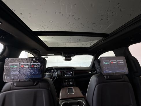 Used 2024 GMC Yukon Denali Ultimate AWD/4WD image 24