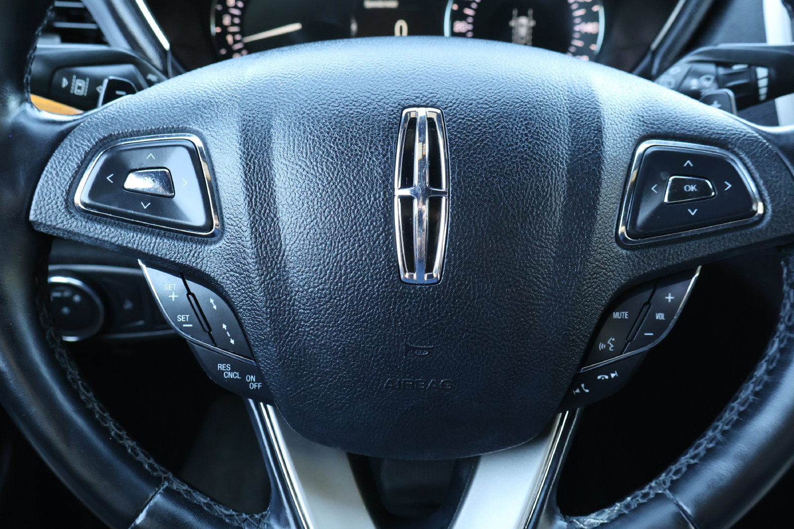 Used 2018 Lincoln MKC Reserve AWD/4WD image 26