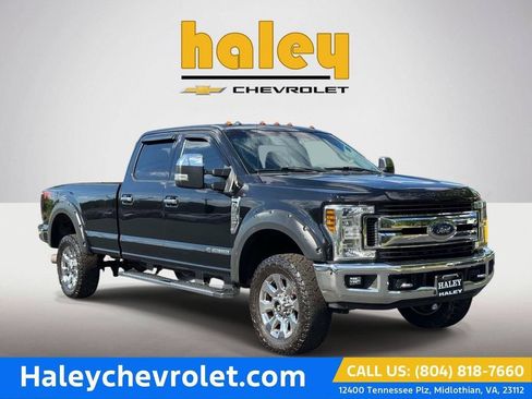 Used 2019 Ford F250 XLT w/ XLT Premium Package AWD/4WD image 1