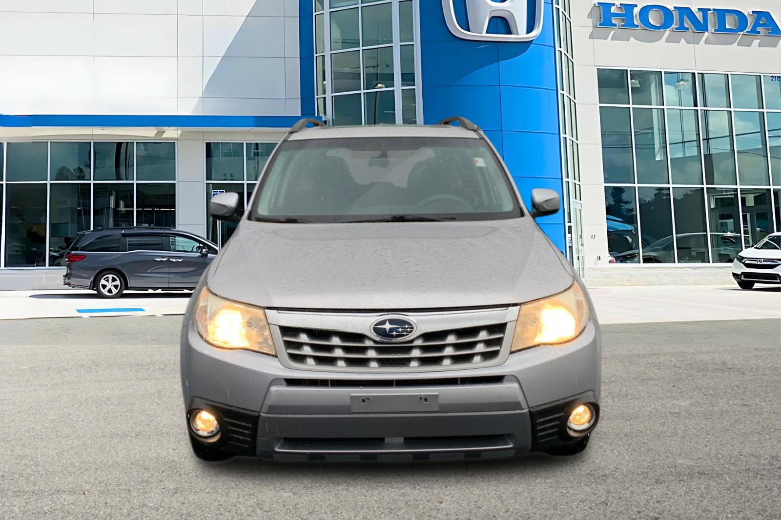 Used 2012 Subaru Forester 2.5X Limited AWD/4WD image 8