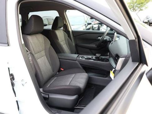 New 2026 Nissan Rogue SV AWD/4WD image 23