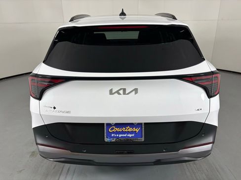 New 2026 Kia Sportage EX AWD/4WD image 8