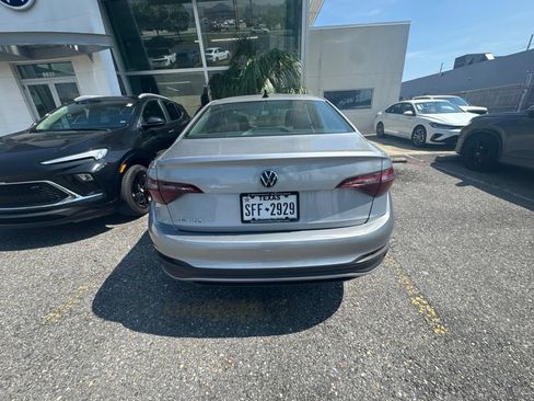 Used 2022 Volkswagen Jetta S FWD image 14
