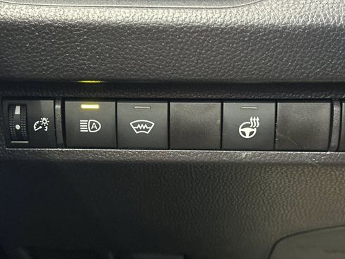 Used 2025 Toyota RAV4 XLE w/ Weather Package FWD image 40