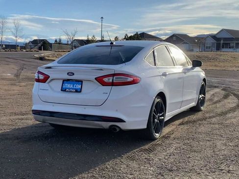 Used 2016 Ford Fusion SE image 9