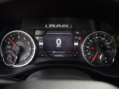 Used 2023 RAM 1500 Big Horn AWD/4WD image 3