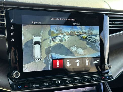 Used 2022 Jeep Grand Wagoneer Series II w/ Premium Group II image 33