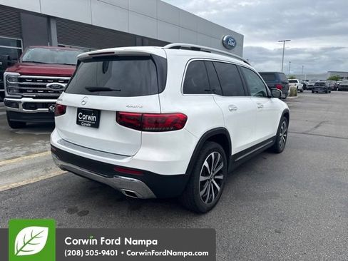 Used 2020 Mercedes-Benz GLB 250 4MATIC image 3