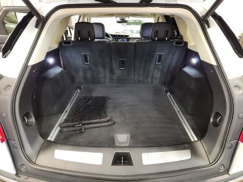 Used 2017 Cadillac XT5 Luxury image 26