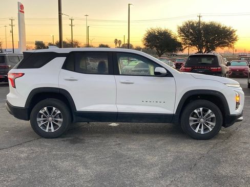 Used 2025 Chevrolet Equinox LT image 4