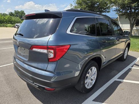 Used 2019 Honda Pilot LX image 3