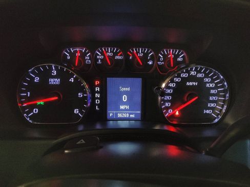 Used 2018 Chevrolet Silverado 1500 W/T w/ Trailering Package image 23